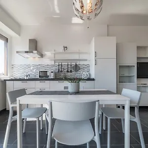 Nomentana White By Ghor Appartement